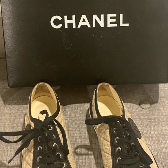 Authentic Chanel Sneakers- size 38 (7.5) - Picture 1 of 4